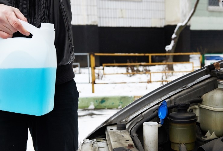 What does antifreeze do and which I should use? startrescue.co.uk